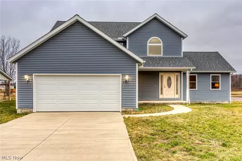 237 Skyline Dr, Elyria, OH 44035 photo 1
