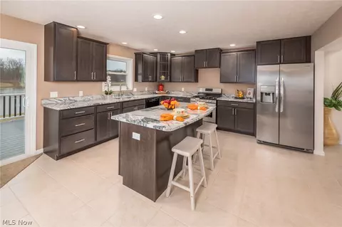 237 Skyline Dr, Elyria, OH 44035 photo 8