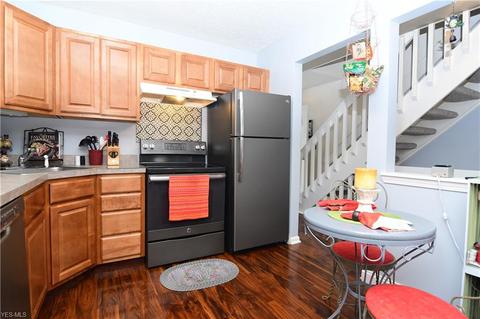 1022 Meadow Run, Copley, OH 44321 photo 8