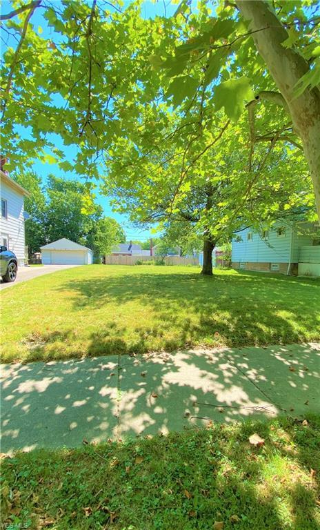 1413 E 219th St, Euclid, OH 44117 photo 5