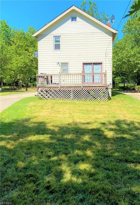 1413 E 219th St, Euclid, OH 44117 photo 3