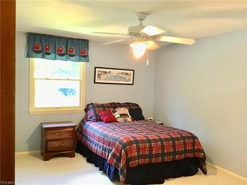 147 Devonshire Ct, Elyria, OH 44035 photo 16