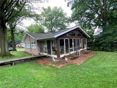 415 E 18th St, Dover, OH 44622 photo 24