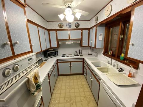 415 E 18th St, Dover, OH 44622 photo 10