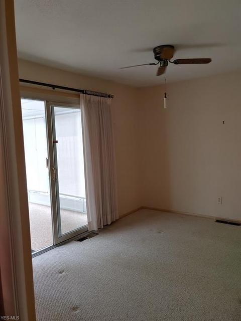 60 Meadow Dr, Berea, OH 44017 photo 25