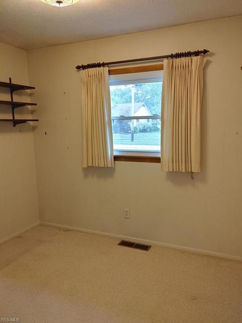 60 Meadow Dr, Berea, OH 44017 photo 24