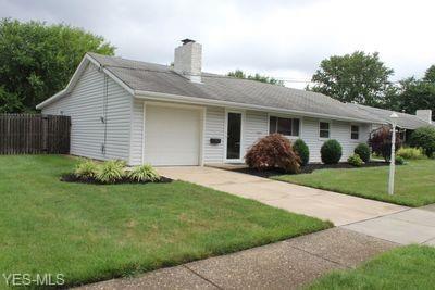 60 Meadow Dr, Berea, OH 44017 photo 1