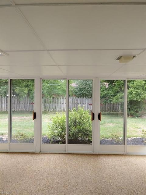 60 Meadow Dr, Berea, OH 44017 photo 32
