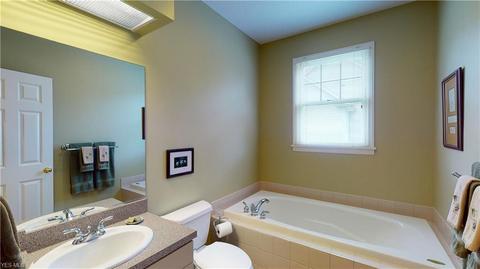7011 Highview Dr, Solon, OH 44139 photo 12
