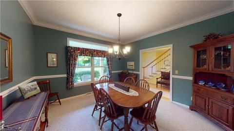 7011 Highview Dr, Solon, OH 44139 photo 4