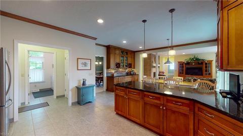 7011 Highview Dr, Solon, OH 44139 photo 7