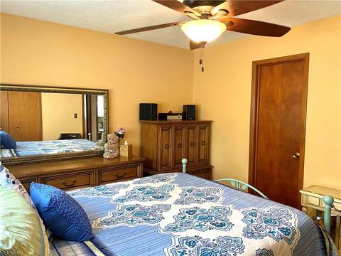 6110 Thunderbird Dr, Maple Heights, OH 44137 photo 10