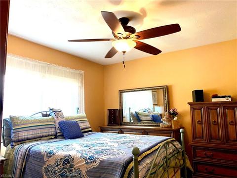 6110 Thunderbird Dr, Maple Heights, OH 44137 photo 8