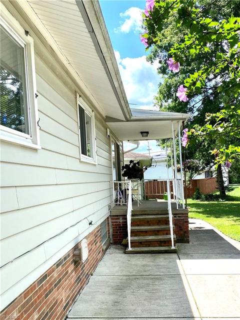 6110 Thunderbird Dr, Maple Heights, OH 44137 photo 33