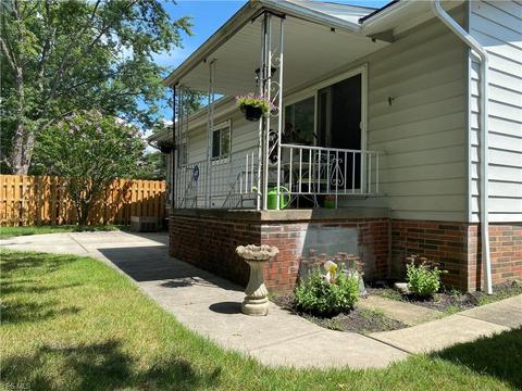 6110 Thunderbird Dr, Maple Heights, OH 44137 photo 32