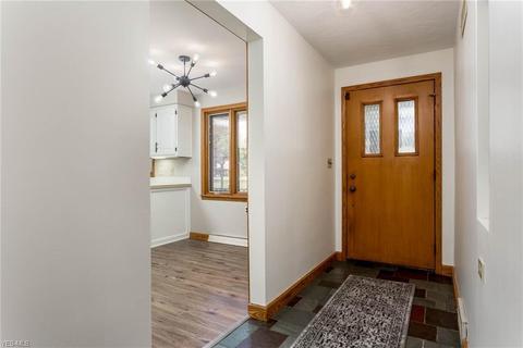 9602 E River Rd, Elyria, OH 44035 photo 8