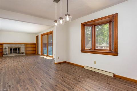 9602 E River Rd, Elyria, OH 44035 photo 3
