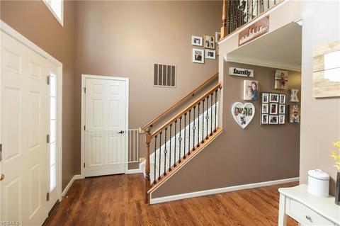 149 Cobblestone Ct, Berea, OH 44017 photo 15