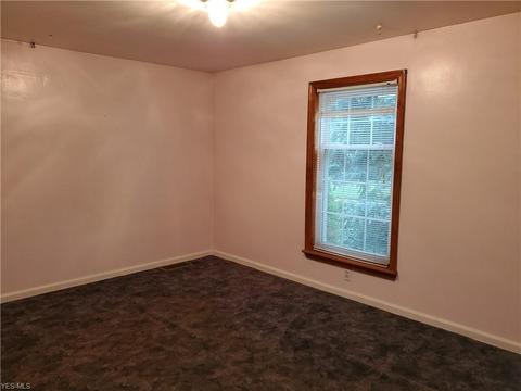 4205 Valley Dr NW, Canton, OH 44708 photo 19