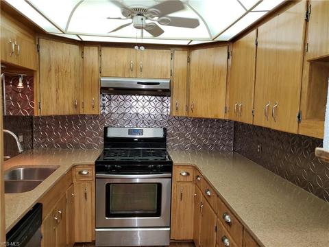 4205 Valley Dr NW, Canton, OH 44708 photo 10