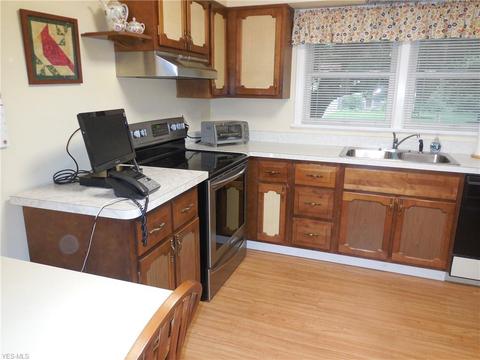 6715 Solon Blvd, Solon, OH 44139 photo 3