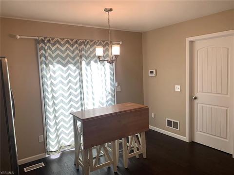 1736 Robindale St, Wickliffe, OH 44092 photo 11