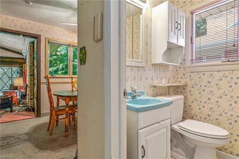 2128 Miami Rd, Euclid, OH 44117 photo 16
