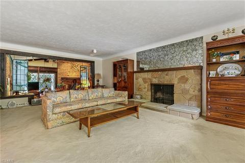 2128 Miami Rd, Euclid, OH 44117 photo 4