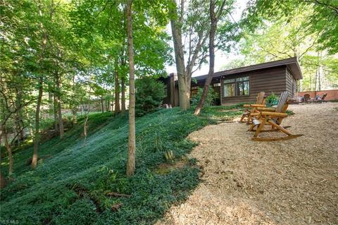 65 Skyview Dr, Seven Hills, OH 44131 photo 33