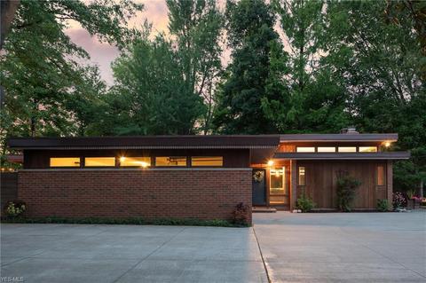 65 Skyview Dr, Seven Hills, OH 44131 photo 30