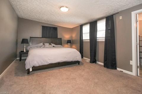 146 Elbe St, Elyria, OH 44035 photo 12