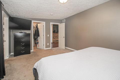 146 Elbe St, Elyria, OH 44035 photo 13