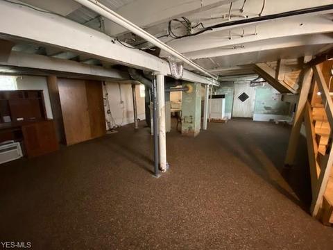 2381 Elyria Ave, Lorain, OH 44055 photo 13