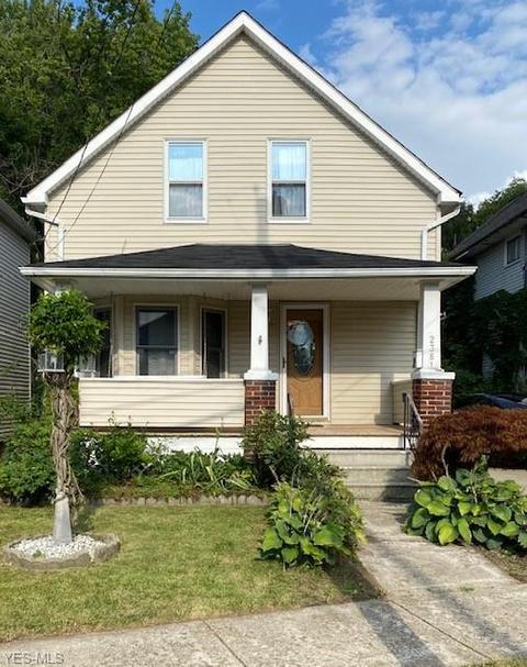 2381 Elyria Ave, Lorain, OH 44055 photo 1
