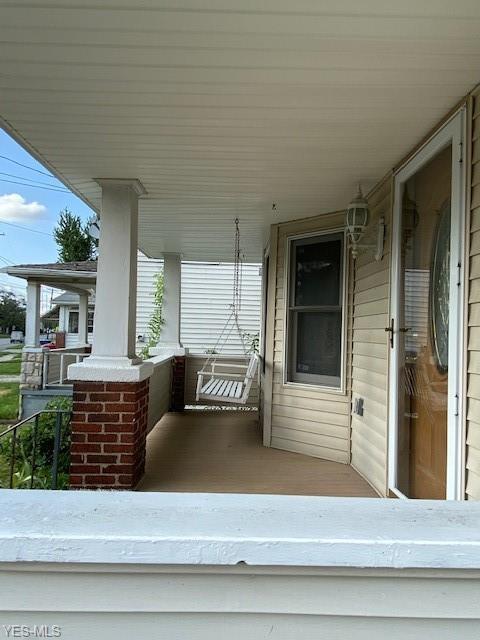 2381 Elyria Ave, Lorain, OH 44055 photo 2