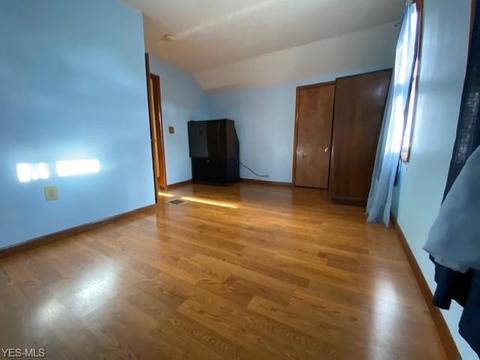 2381 Elyria Ave, Lorain, OH 44055 photo 9
