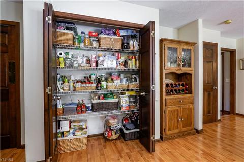 3416 Briton Cir NW, Canton, OH 44708 photo 7