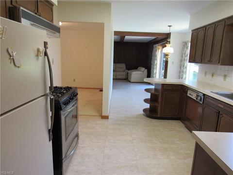 1421 Westminister Ave, Ashtabula, OH 44004 photo 6