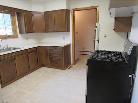 1421 Westminister Ave, Ashtabula, OH 44004 photo 5