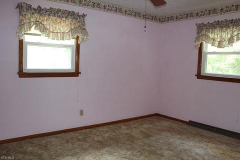 7141 Laurelview Cir NE, Canton, OH 44721 photo 7
