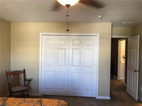 4542 Vineyard Dr, Lorain, OH 44053 photo 21