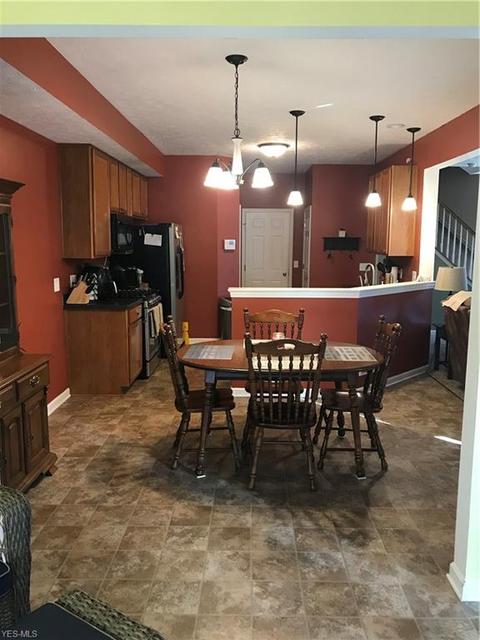 4542 Vineyard Dr, Lorain, OH 44053 photo 14