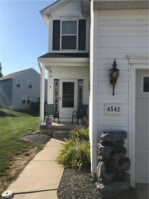 4542 Vineyard Dr, Lorain, OH 44053 photo 3