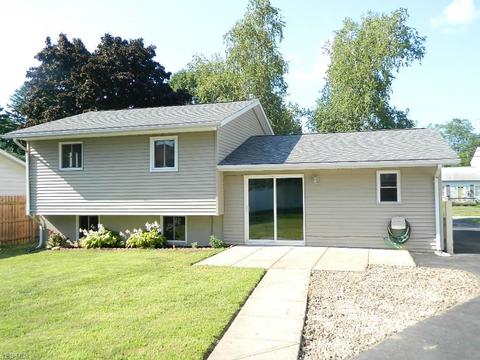 7682 Manor Dr, Mentor On The Lake, OH 44060 photo 27