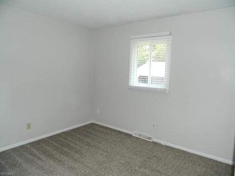 7682 Manor Dr, Mentor On The Lake, OH 44060 photo 24