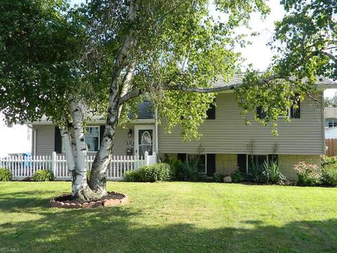 7682 Manor Dr, Mentor On The Lake, OH 44060 photo 1