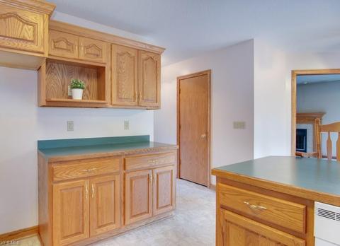 3946 State Rd, Akron, OH 44319 photo 15