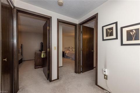 5693 Marble Ln, Willoughby, OH 44094 photo 12