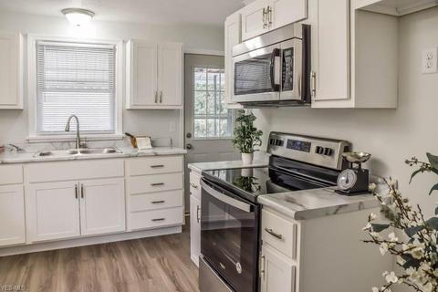 4128 4th St NW, Canton, OH 44708 photo 6
