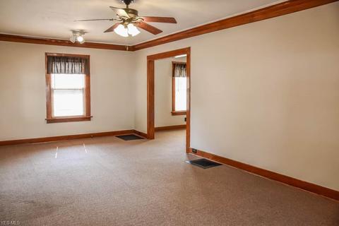 1762 Shaw Ave, Akron, OH 44305 photo 9